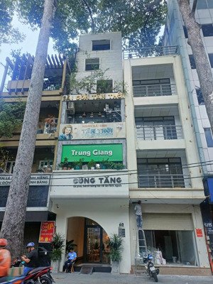 nhà mặt tiền trần quang khải quận 1. dt: 4.7x18m, 3 lầu st giá 27.9 tỷ tl