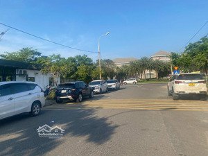 hàng hiếm. bán 3 lô liền kề đường 10m5 nguyễn thức đường ngay marriott resort giá rẻ, gần biển.