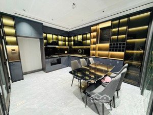 hàng hiếm phố sài đồng - 30m2 - 6 tầng - 5,8x tỷ - nhà mới - full nội thất - gần mặt phố