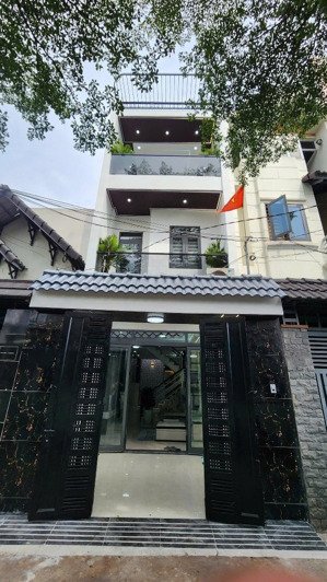 nhà đẹp gần trường đại học kỹ thuật - đường lê văn chí, p.linh trung, q.thủ đức - dt:73.5m2/9 tỷ950