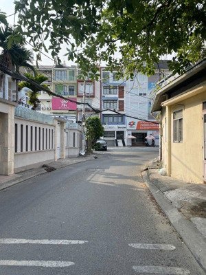 mặt tiền kinh doanh căn góc 2 mt đường 5, linh chiểu thủ đức 81m2