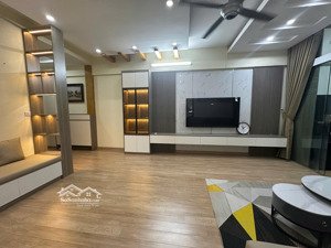 chính chủ bán căn 2 phòng ngủ 74m2 sổ đỏ, đầy đủ nội thất nơ 23 pháp vân, giá 4,x tỷ