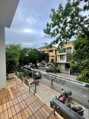 bán biệt thự garland gần đỗ xuân hợp, gia hòa, global city 206m2, 3 lầu. lh 