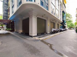 nhà phố liễu giai 112m2*4t , mt 6,5m - 43 tỷ . phân lô , ngõ thông , gần phố , đường ô tô .