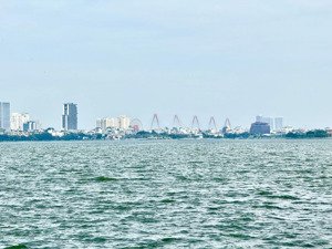 nhà lạc long quân,34m, 5 tầng, thanh máy, full nội thất! - khu đông dân cư! dân trí