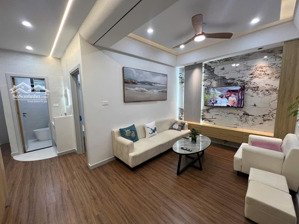 duy nhất căn góc 3 mặt thoáng full nội thất, 3pn, 2vs, nơ8 bán đảo linh đàm, giá: 5,35tỷ .