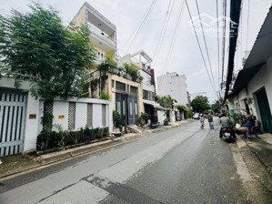 đất nền diện tích lớn,vuông vức phường thảo điền,q2