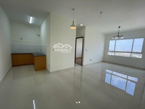 chính chủ bán ch green town bình tân 2pn-2wc, 2,5 tỷ dt 63 m2 nhà đẹp, có nội thất, lh 