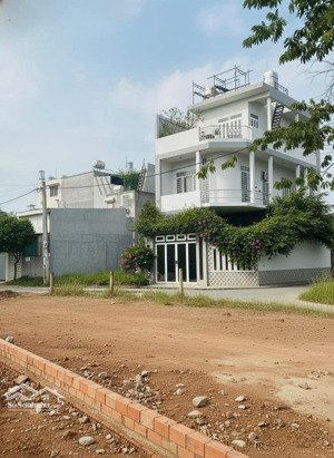 bán 124m2 chỉ 4,7 tỷ ngay phường trường thạnh, quận 9