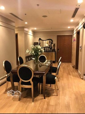 bán căn góc 3pn, 93m2, nội thất cơ bản, căn góc đẹp nhất tòa rosetown 79 ngọc hồi