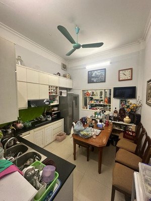 chính chủ bán nhà phố phương mai, đống đa. 48m 3 tăng ,mt 3,7m (ô chờ thang máy) giá hơn 10 tỷ