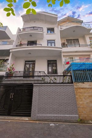 nhà đẹp 4 tầng. 6x16,5m. hẻm nhựa 7m, khu vip hồng hà-lam sơn. 16 tỷ thương lượng.