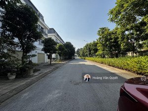 bán cắt lỗ căn nhà liền kề 84m2 long việt riverside mê linh giá rẻ 7,6 tỷ. liên hệ 