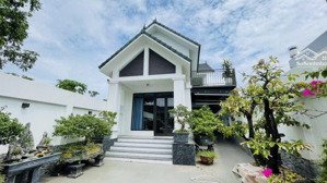 chỉ 5,2 tỉ có ngay căn nhà diện tích 210m full nội thất tại yên thái đông yên quốc oai