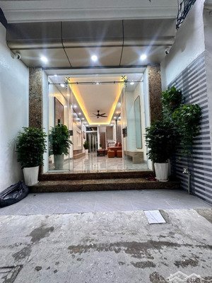 bán nhà hồ ba mẫu - đống đa 45m - 6t - mt3,4m- 13,7tỷ. ngõ thông chợ khâm thiên, nhà đẹp