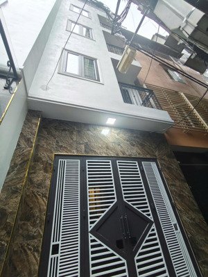 bán nhà vương thừa vũ sổ phân lô 55m2, mt 4m, 2 mặt ngõ cực thoáng, tặng nội thất, 13 tỷ có tl