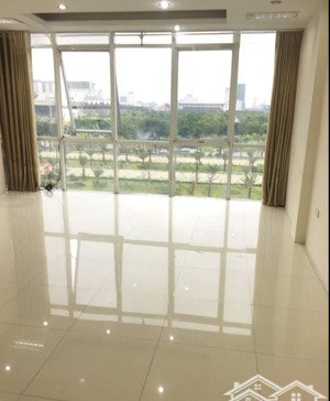 cho thuê văn phòng tại khuất duy tiến, thanh xuân diện tích 30 m2, giá 6tr phòng thoáng đẹp.