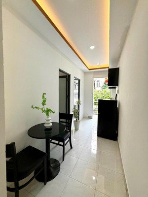 trống 2 phòng ngủ ban công - 40m2 - full nội thất - phan văn hân - bình thạnh - gần cầu thị nghè