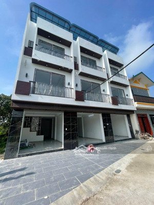 nhà mới đại thành quốc oai ô tô đỗ cửa ngày đêm sd 55m*4 gần kđt đô nghĩa, phenika 8''. 