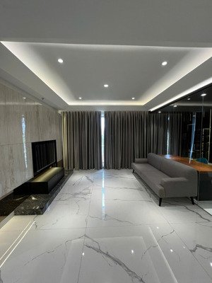 bán ch scenic valley 1 phú mỹ hưng q7. 3pn view đẹp, có ô xe. giá tốt 12,5 tỷ. lh: - huệ