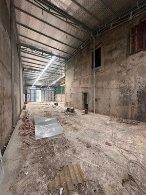 cho thuê kho xưởng tại trần hữu dực - nam từ liêm - hà nội. diện tích 280m2+vp 2 tầng lh 