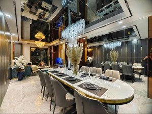 duy nhất căn hộ 2pn, 81m2 chỉ 6.3 tỷ (có thương lượng)