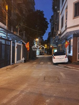 bán nhà 44 m2,5 tầng, mt 5m, giá 7,4 tỷ,lô góc,ô tô 7 chỗ tránh nhau, liên mạc, bắc từ liêm