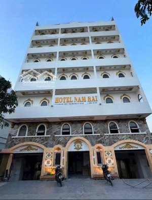 bán ks góc 2 mt bưng ông thoàn q9, dt 14,6x68m, cn 991m², 60 phòng, 400tr/th giá 68 tỷ