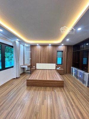 siêu đẹp ! bán nhà phan kế bính - ba đình. 40m-5t - 5.3mt - 17,8 tỷ. lô góc 3 thoáng!!