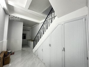 bán nhà quận 10 - hẻm 2m thông - sát mặt tiền 3 tháng 2 - vuông vức - chỉ 6 tỷ nhỉnh