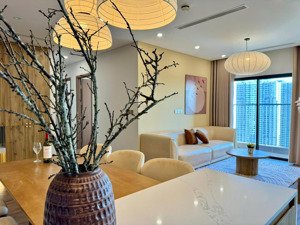 siêu hiếm - bán căn hộ thiên niên kỷ, lô góc 127m2, 3 ngủ, 2wc full đồ đẹp. giá: 9,x tỷ