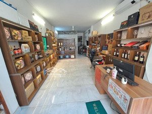 bán gấp mặt tiền kinh doanh ngay tân kỳ tân quý - tân phú . 56m2 , 4 x 14 , 2tầng . giá hơn 8tỷ xíu