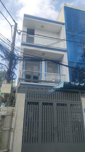 nhà tân phú, gần cộng hòa giá chỉ 9 tỷ 2 mặt tiền đường