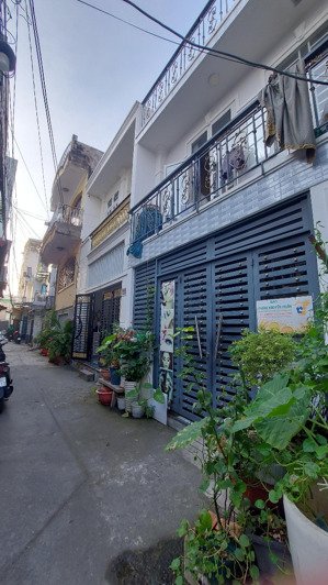 bán nhà quận 8, phường 3, âu dương lân, hẻm xe hơi, không qh, 4.3m x 15m, nhích 6 tỷ