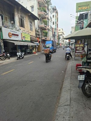 cần bán gấp nhà mặt tiền đề thám q1, 7 tầng thang máy giá 50 tỷ tl