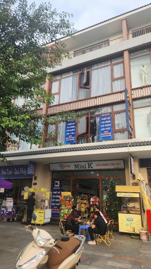chính chủ bán shophouse đối diện vincom, vin2 ocean park. diện tích 100m2, đang cho thuê 41tr/thg.
