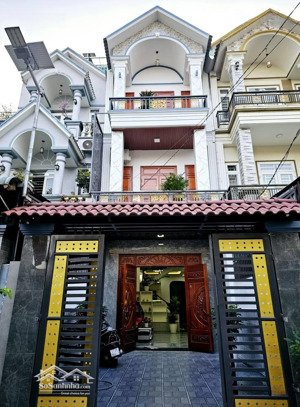 bán nhà khu kiến thiết, đẹp như biệt phủ, ngang 5m, đường dân chủ, q9 - 63m2/2,5 tỷ. shr.