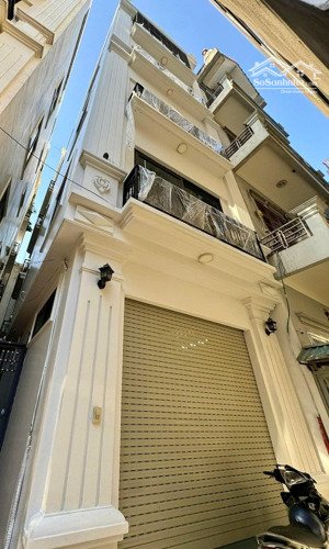 nhà lô góc 32m2*5t, nội thất xịn, giáp ngay trường chuyên nguyễn huệ, 10m ra quang trung. 8.6 tỷ