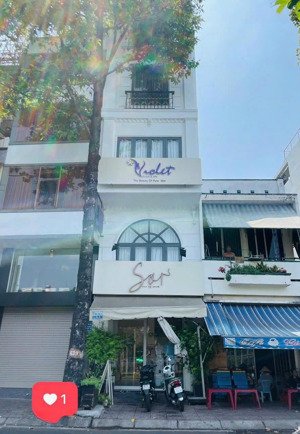 cho thuê nhà mt hoàng sa, p.8, q3 dt 4x15m trệt 5 lầu, thang máy giá 55tr