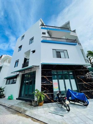 căn góc nhà đường ngô đức kế - khu bàn cờ nha trang