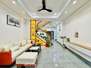 siêu phẩm nhà mới - khu phan xích long - nở hậu tài lộc 6.8m - khu vip phú nhuận - nhỉnh 8 tỷ