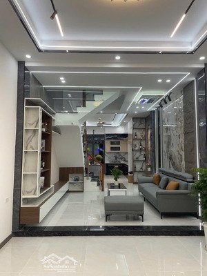 bán gấp nhà ngay chợ đêm hoà lân chỉ 1tỷ168,shr tại đường 22 tháng 12, phường thuận giao.