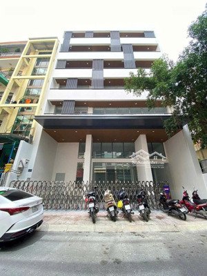 giảm mạnh về 80 tỷ - bulldind mặt tiền phan xích long - hợp đồng thuê 340tr - hầm 6 lầu- ngang 10m