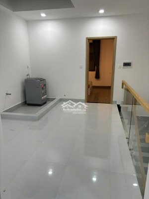 cho thuê nhà mỹ gia gói 8, đường 18m giá rẻ liên hệ 