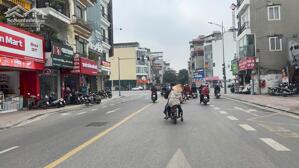 SIÊU PHẨM LÕI NGỌC LÂM 45M, 7T, Ô TÔ ĐỖ CỬA, THANG MÁY, 30M RA Ô TÔ TRÁNH, FULL NỘI THẤT.