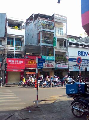 (Miễn môi giới) Cho thuê mặt bằng mặt tiền Q1