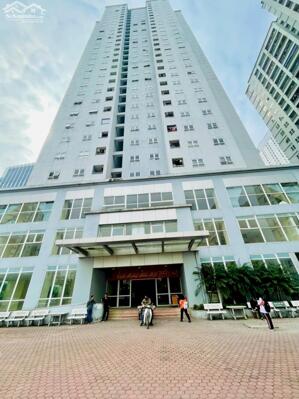 Bán căn hộ chung cư KĐT Nam Trung Yên, Cầu Giấy, ngay mặt đường, nhà đẹp ở luôn