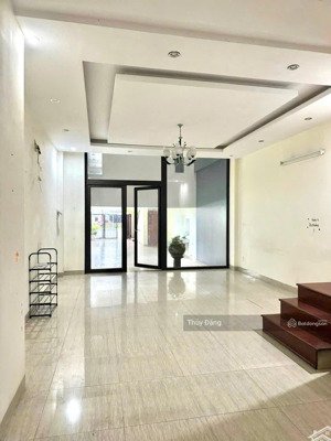 bán nhà 3 tầng đường 30/4 diện tích 160m2 gần lê thanh nghị - đoạn kinh doanh sầm uất