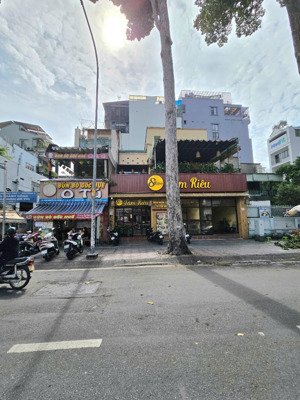 cho thuê nhà mặt tiền 466 nguyễn tri phương 7.5x17m - 3 tầng - 110tr