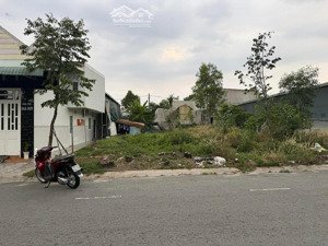 đất sổ hồng riêng nằm ngay kcn becamex mỹ phước 2 đang cho thuê 300m2/ 860 triệu cần ra nhanh